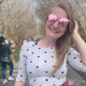 Meet your Posher, Molly